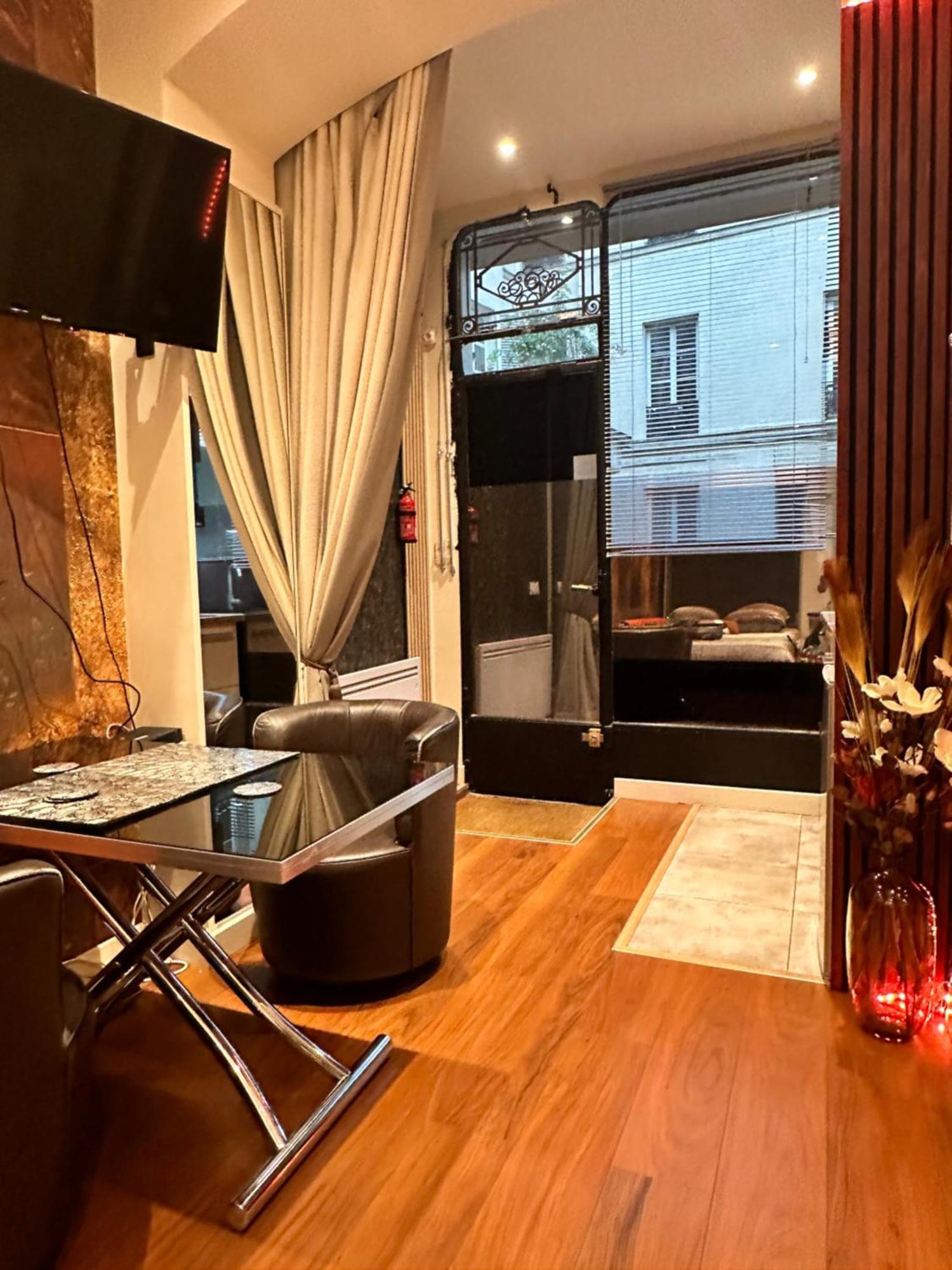 Parisian Design By Kenzo Appartement